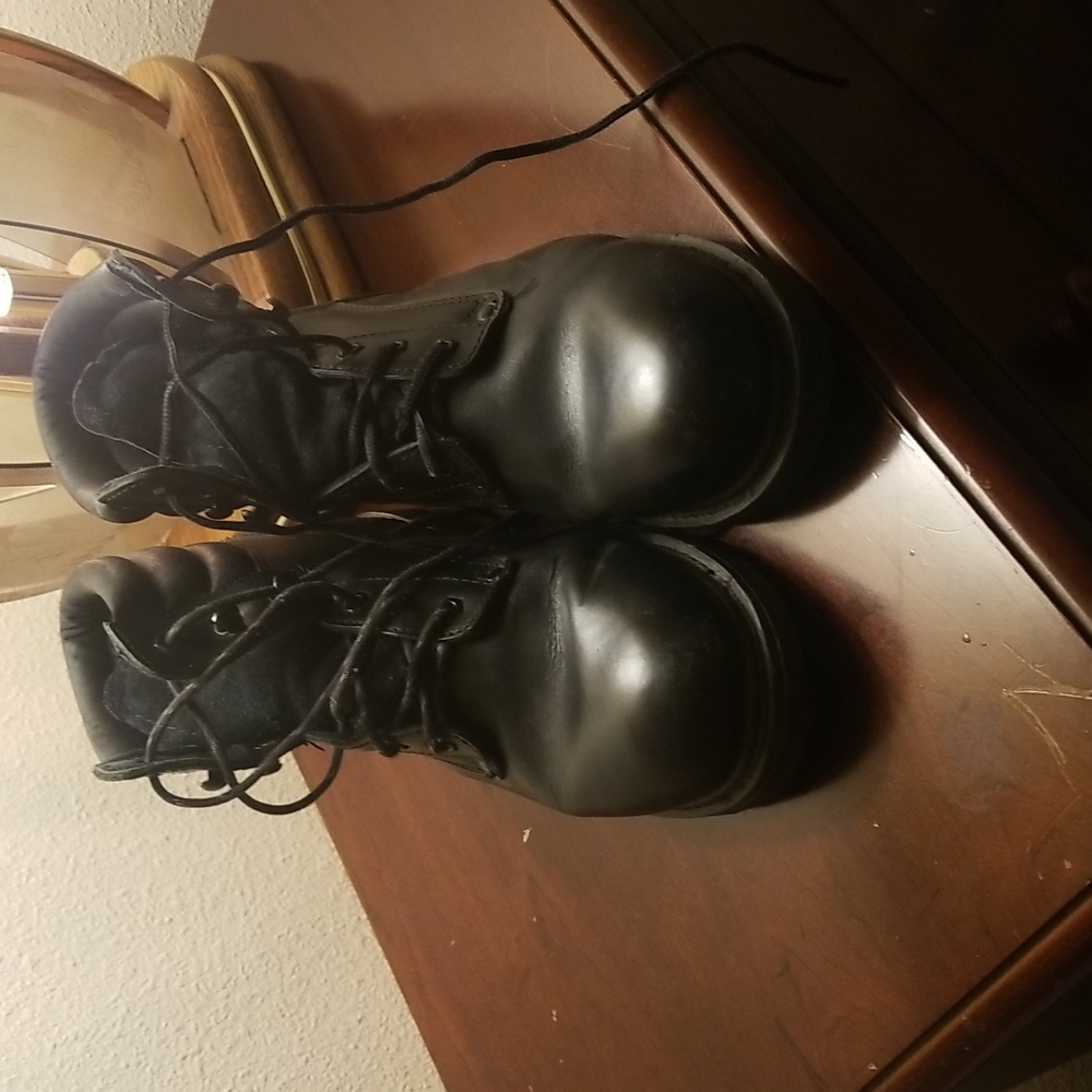 boots - Picture 4 of 4